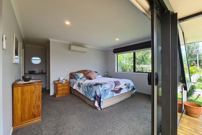 Photo of property in 3 Victoria Street, Coromandel, 3506