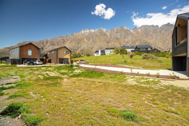 Photo of property in 17 Soudley Court, Jacks Point, Queenstown, 9371