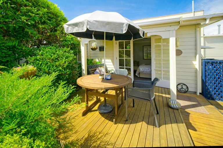 Photo of property in 20 Hamilton Street, Hokitika, 7810