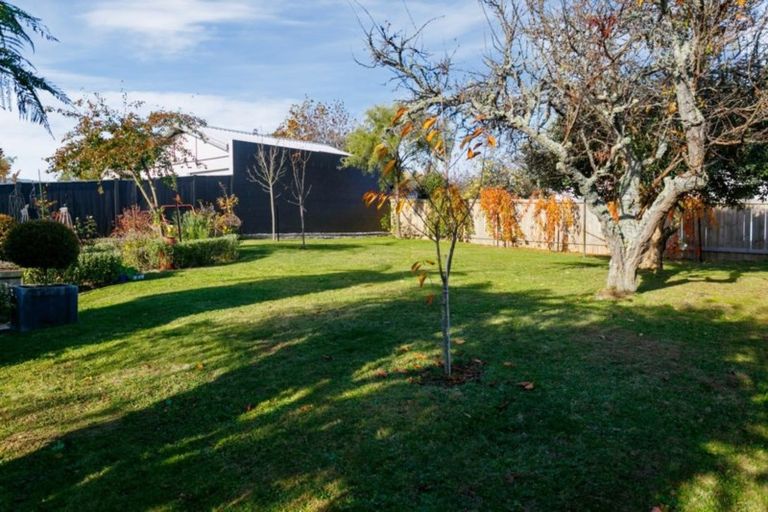 Photo of property in 19 Waitahanui Avenue, Taupo, 3330