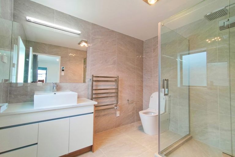 Photo of property in 4 Dungloe Avenue, Flat Bush, Auckland, 2019