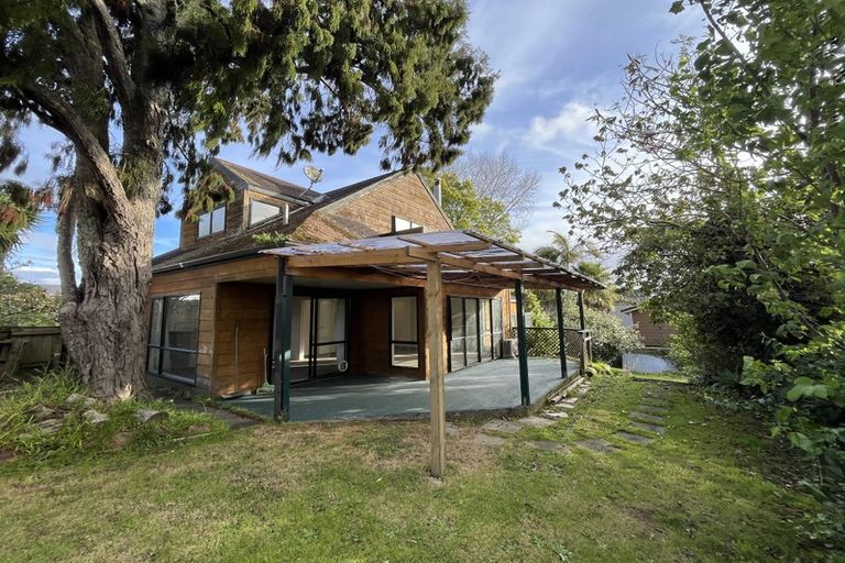 Photo of property in 40a Redoubt Road, Goodwood Heights, Auckland, 2105