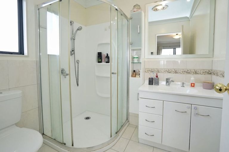 Photo of property in 7 Southworth Place, Grandview Heights, Hamilton, 3200