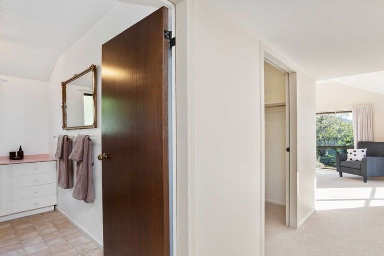 Photo of property in 224 Mount Pleasant Road, Mount Pleasant, Christchurch, 8081