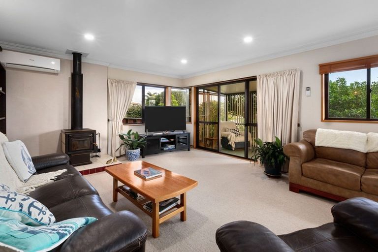 Photo of property in 34 Ruamoana Place, Omokoroa, 3114