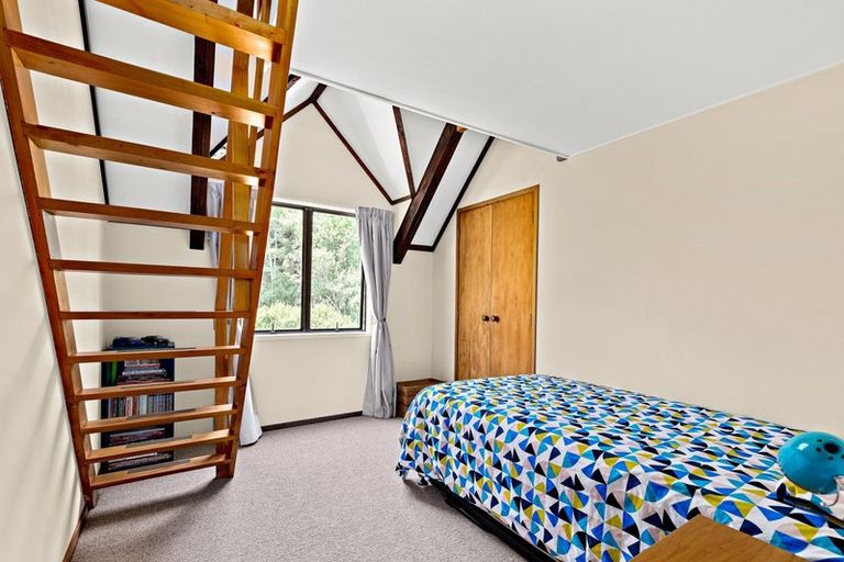 Photo of property in 24 Brick Bay Drive, Sandspit, Warkworth, 0982