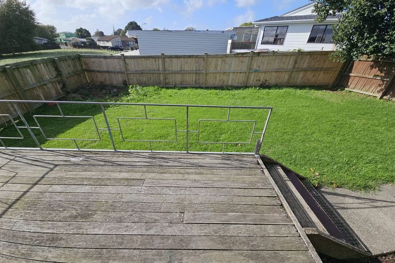 Photo of property in 1/27 Silver Creek Road, Weymouth, Auckland, 2103