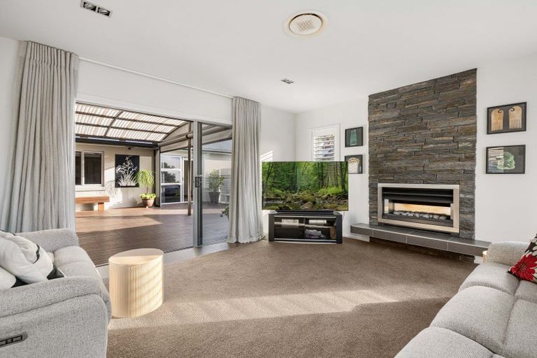 Photo of property in 2 Lamia Grove, Papamoa Beach, Papamoa, 3118