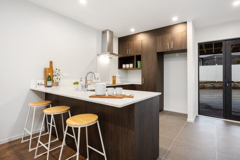 Photo of property in 120 Te Oneroa Way, Long Bay, Auckland, 0630