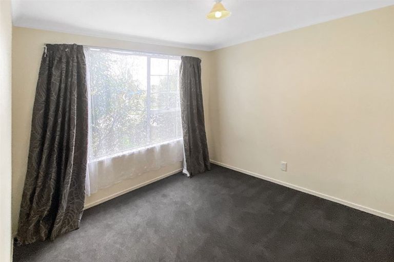 Photo of property in 68 Karnak Crescent, Russley, Christchurch, 8042
