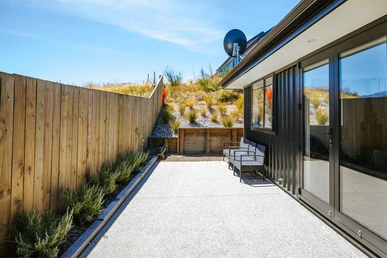 Photo of property in 14 Tuohy Lane, Wanaka, 9305