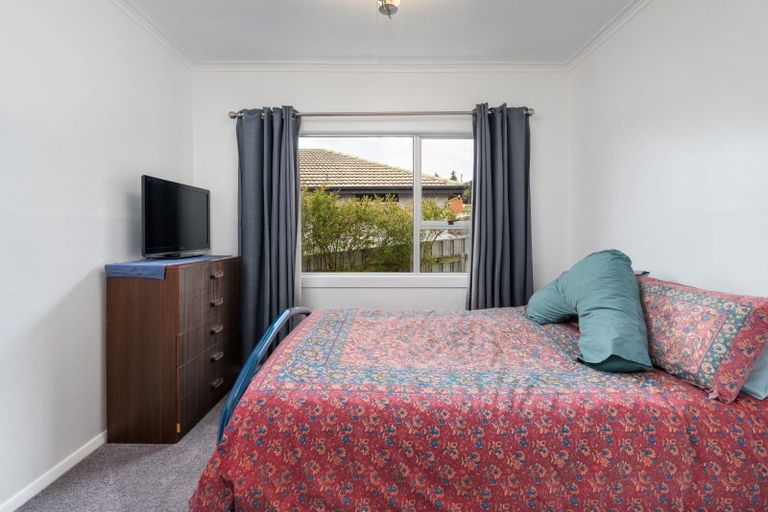 Photo of property in 20 Waldron Crescent, Green Island, Dunedin, 9018