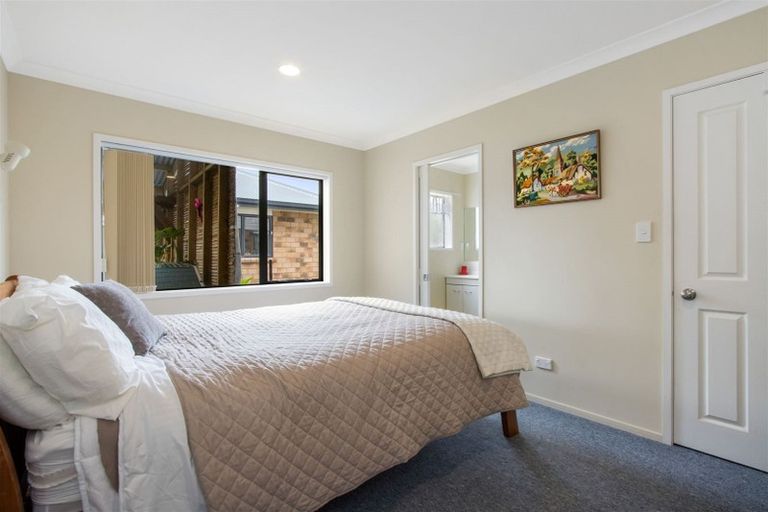 Photo of property in 8 Bransley Grove, Katikati, 3129