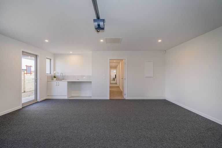 Photo of property in 12 Awatea Drive, Whitianga, 3510