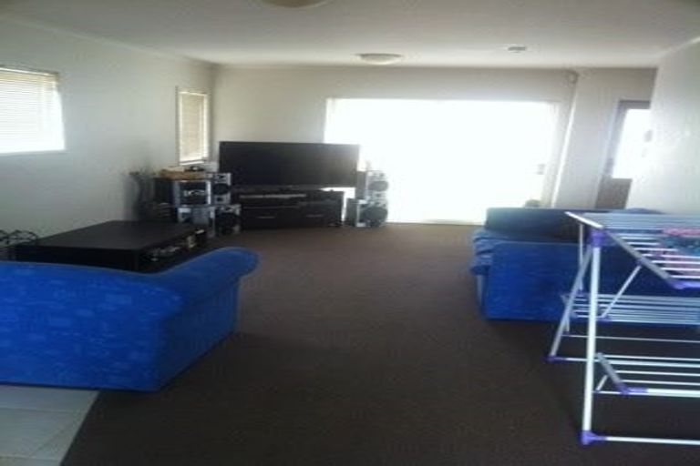 Photo of property in 25/94 Glengarry Road, Glen Eden, Auckland, 0602