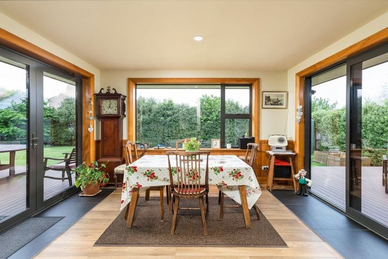 Photo of property in 18 Maclean Street, Glenavy, Waimate, 7980