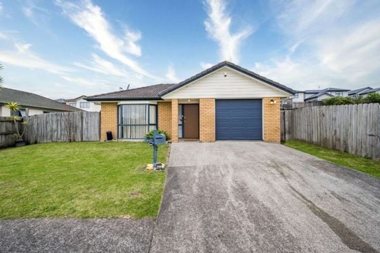 Photo of property in 24 Genesis Place, Flat Bush, Auckland, 2019