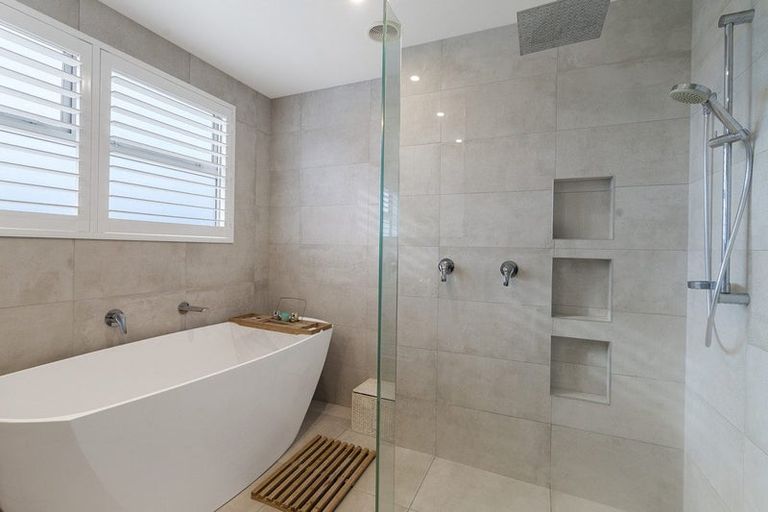 Photo of property in 64 Sandhurst Drive, Papamoa Beach, Papamoa, 3118