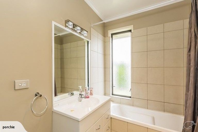 Photo of property in 9h Barnaby Road, Tuakau, 2121