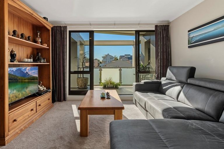 Photo of property in Paramount Apartments, 25/281 Maunganui Road, Mount Maunganui, 3116