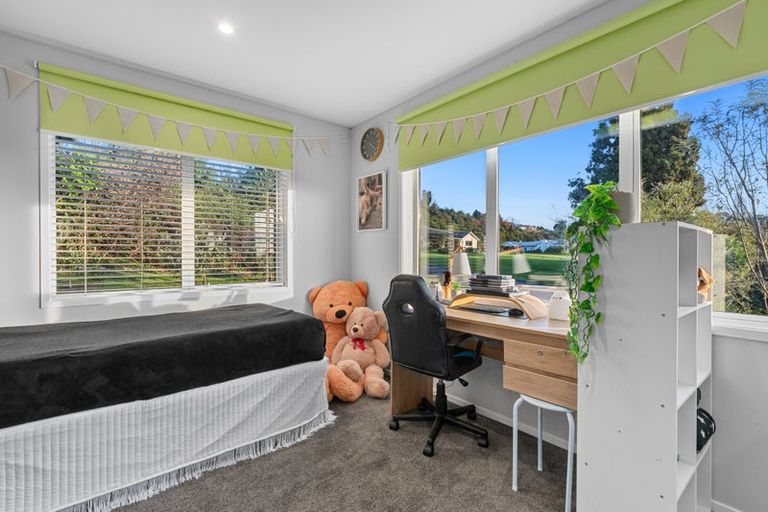 Photo of property in 25 Riverstone Drive, Welcome Bay, Tauranga, 3112