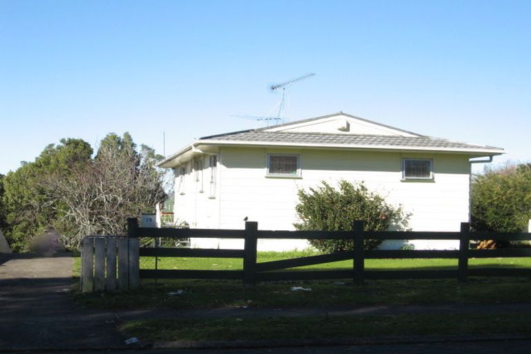 Photo of property in 28 Innismara Avenue, Wattle Downs, Auckland, 2103