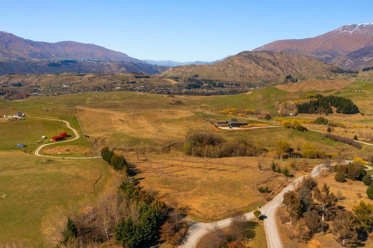 Photo of property in 58 Elysium Way, Speargrass Flat, Queenstown, 9371