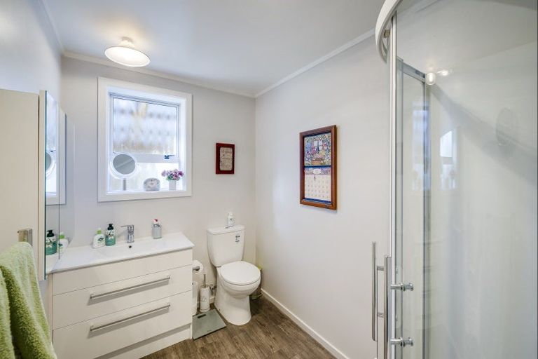 Photo of property in 708 Massey Street, Akina, Hastings, 4122