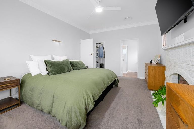 Photo of property in 6 Strowan Avenue, Fairfield, Hamilton, 3214