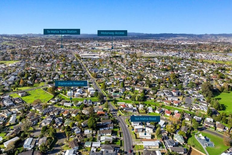 Photo of property in 144 Mahia Road, Wattle Downs, Auckland, 2103