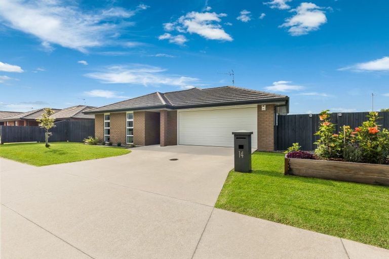 Photo of property in 14 Fletcher Lane, Patumahoe, Pukekohe, 2679