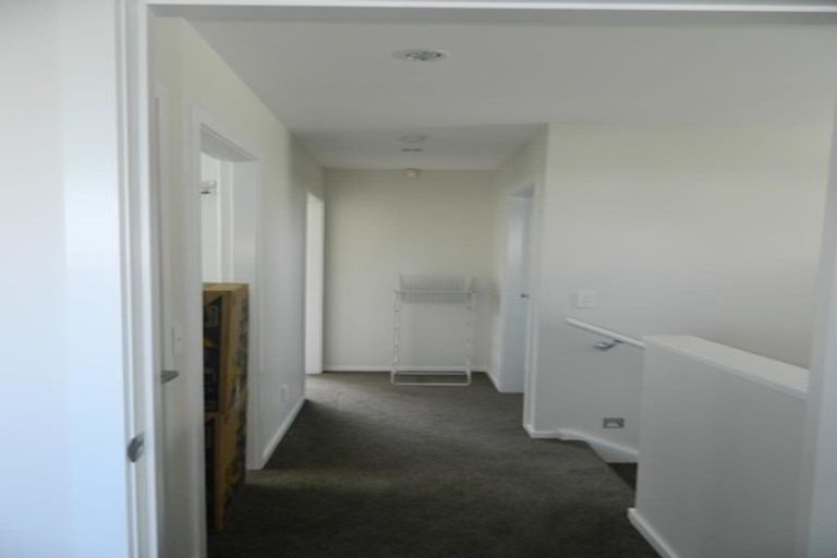 Photo of property in 14 Lambley Road, Titahi Bay, Porirua, 5022