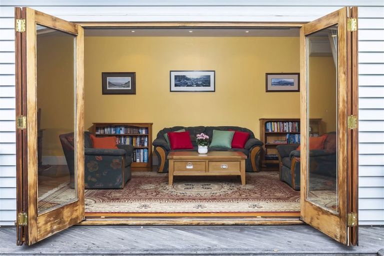 Photo of property in 27 Urunga Avenue, Strowan, Christchurch, 8052