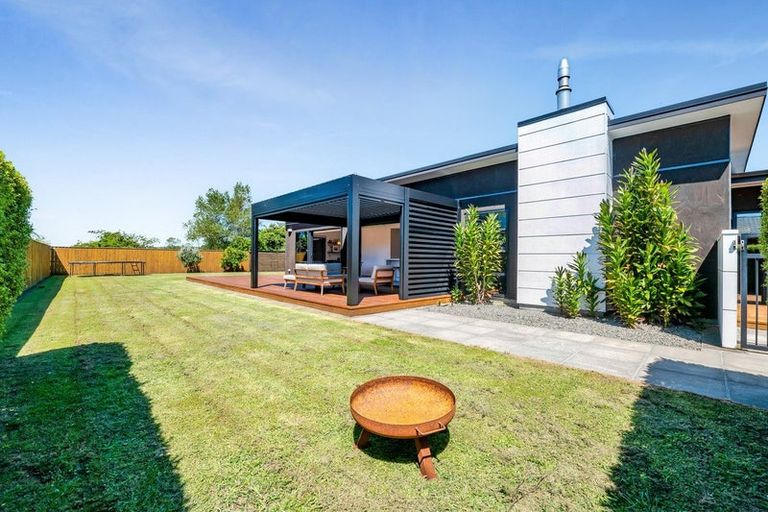 Photo of property in 507 Richmond Road, Lepperton, New Plymouth, 4373