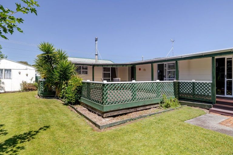 Photo of property in 40 Tyndall Street, Pahiatua, 4910