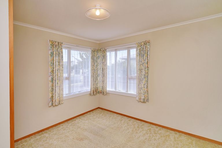 Photo of property in 76 Teesdale Street, Burnside, Christchurch, 8053