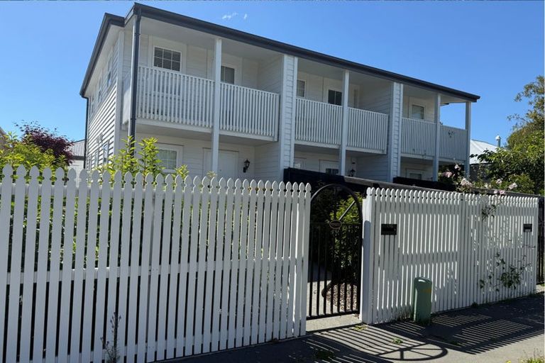 Photo of property in 1/42 Woodville Street, Edgeware, Christchurch, 8013