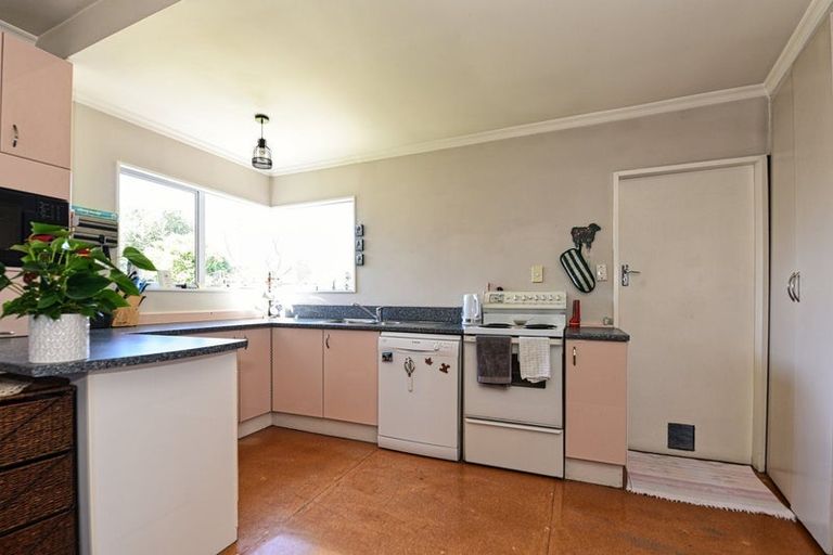 Photo of property in 15 Manchester Street, Tinwald, Ashburton, 7700