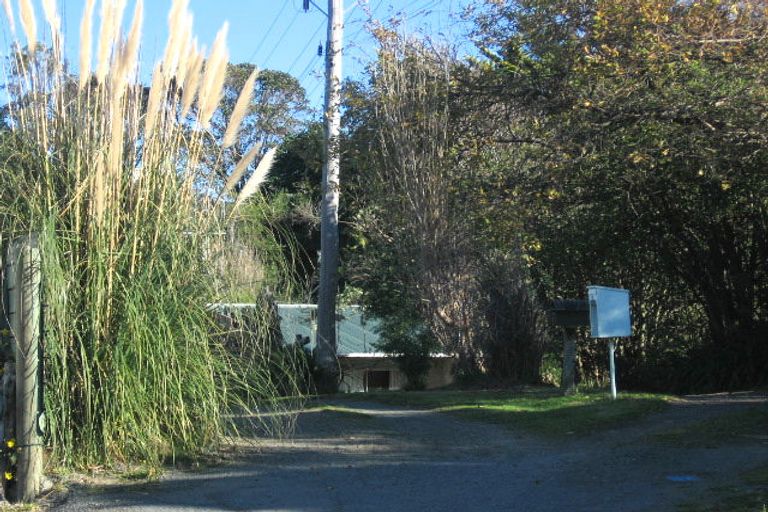 Photo of property in 61 Tasman Road, Otaki Beach, Otaki, 5512