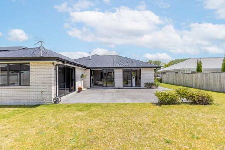 Photo of property in 21 Huka Heights Drive, Rangatira Park, Taupo, 3330