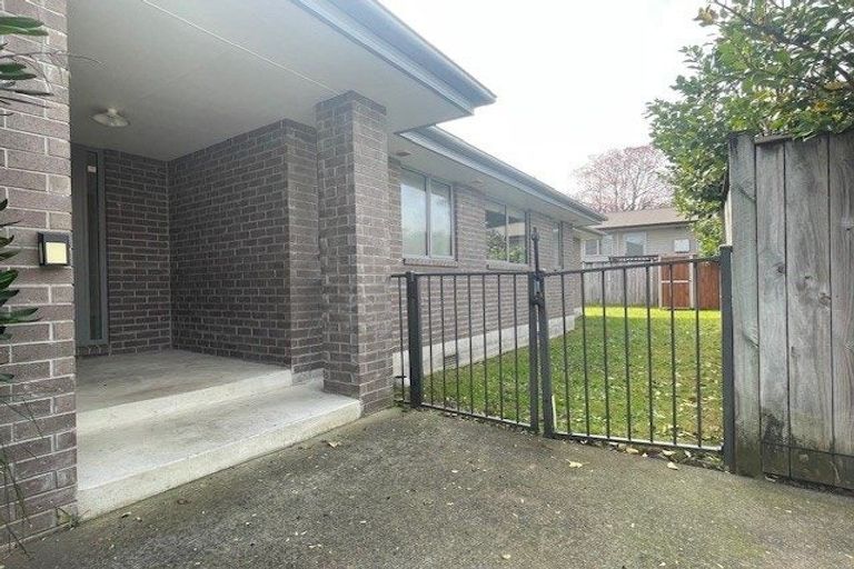 Photo of property in 7 South Street, Papakura, 2110