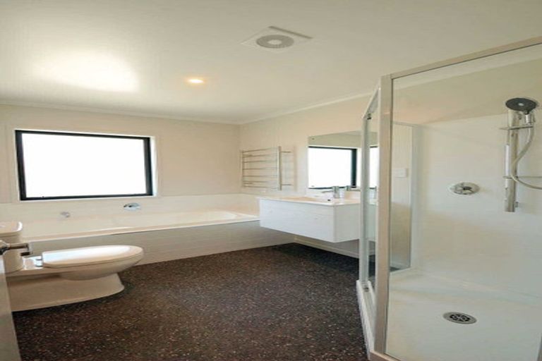 Photo of property in 10 Pohe Street, Wigram, Christchurch, 8042