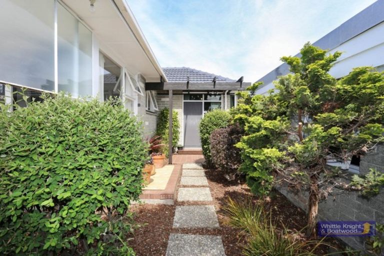 Photo of property in 36 Carruthers Street, Ilam, Christchurch, 8041
