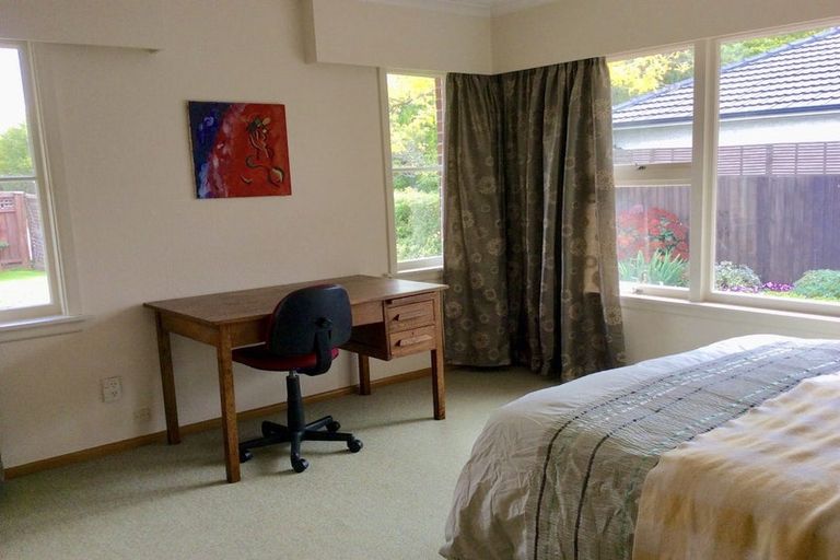 Photo of property in 24 Longmuir Street, Ilam, Christchurch, 8041