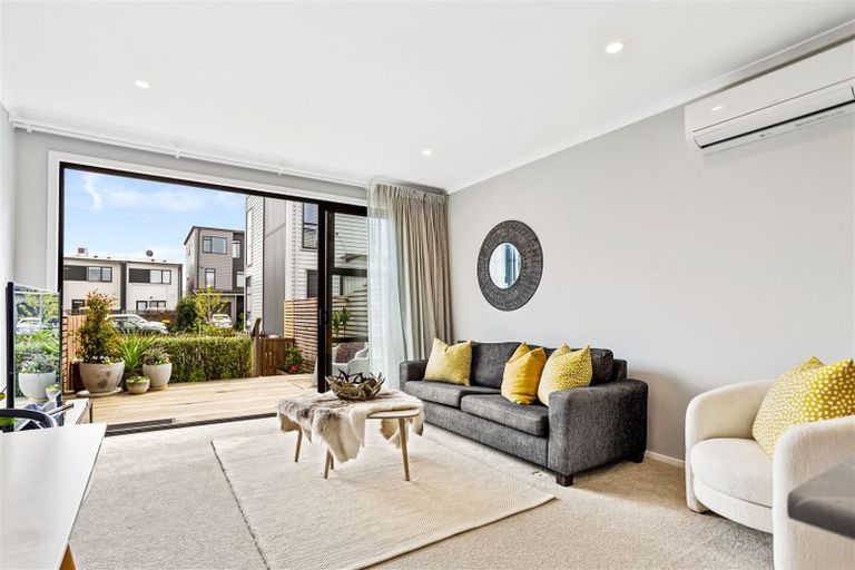 Photo of property in 71b Mapou Road, Hobsonville, Auckland, 0616