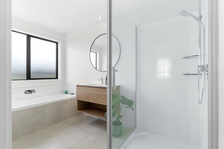 Photo of property in 37 William Gilbert Drive, Mangawhai, 0505