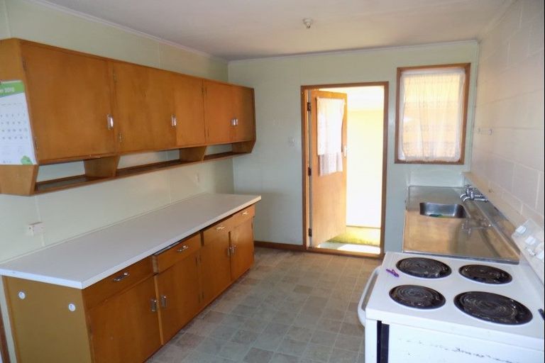 Photo of property in 11 Kirkland Street, Ohai, 9635