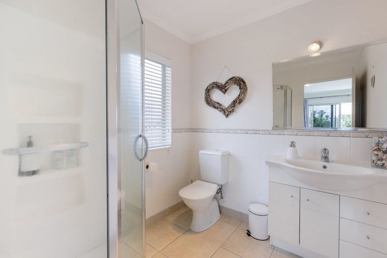 Photo of property in 12 Brodie Place, Bethlehem, Tauranga, 3110