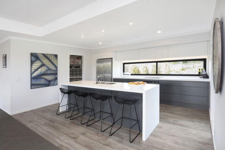 Photo of property in 14 Kingsdowne Drive, West Melton, 7618