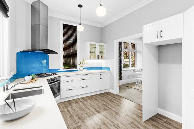 Photo of property in 241 Bay View Road, Saint Clair, Dunedin, 9012